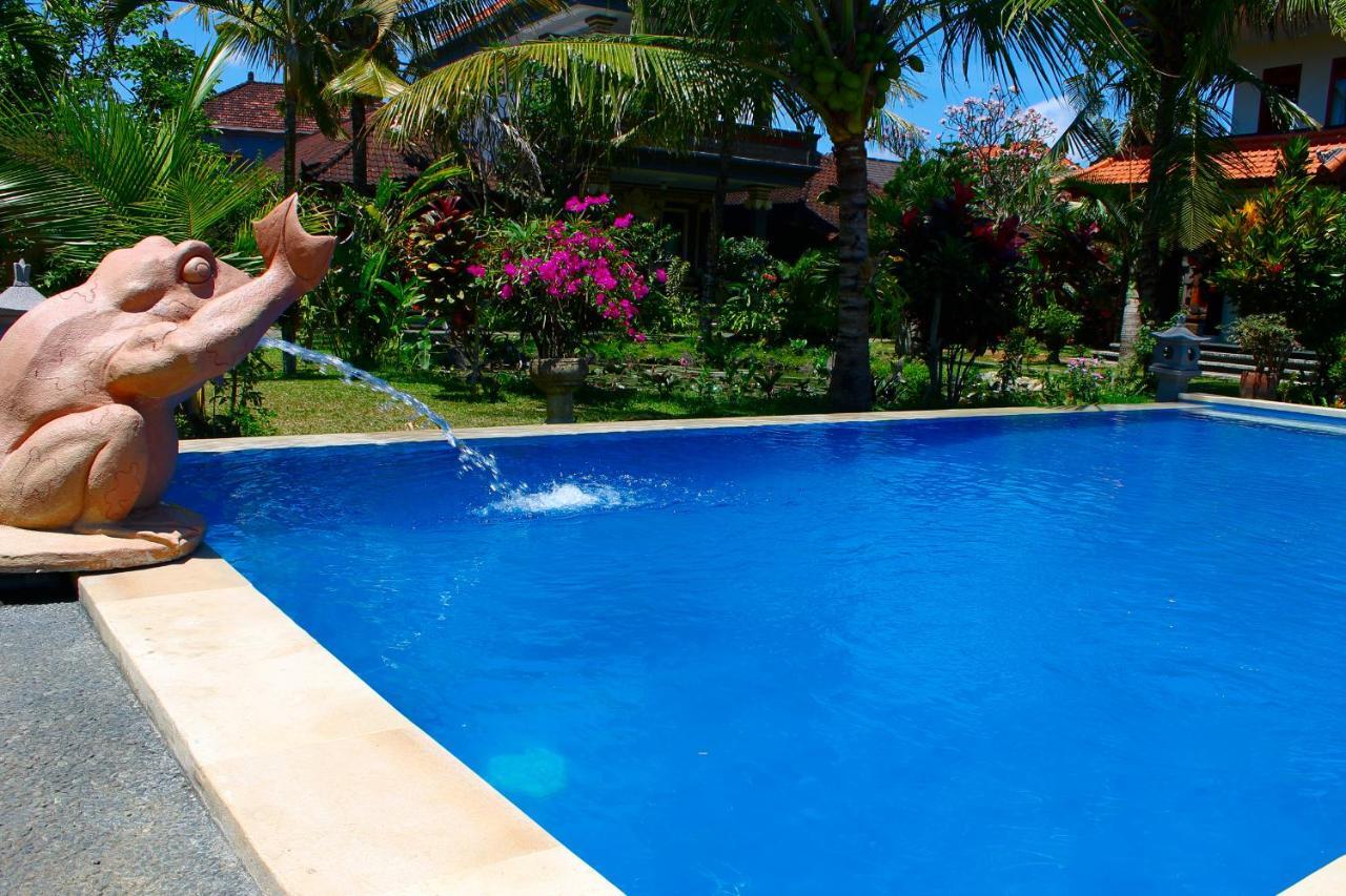 Swan Inn Ubud  Luaran gambar